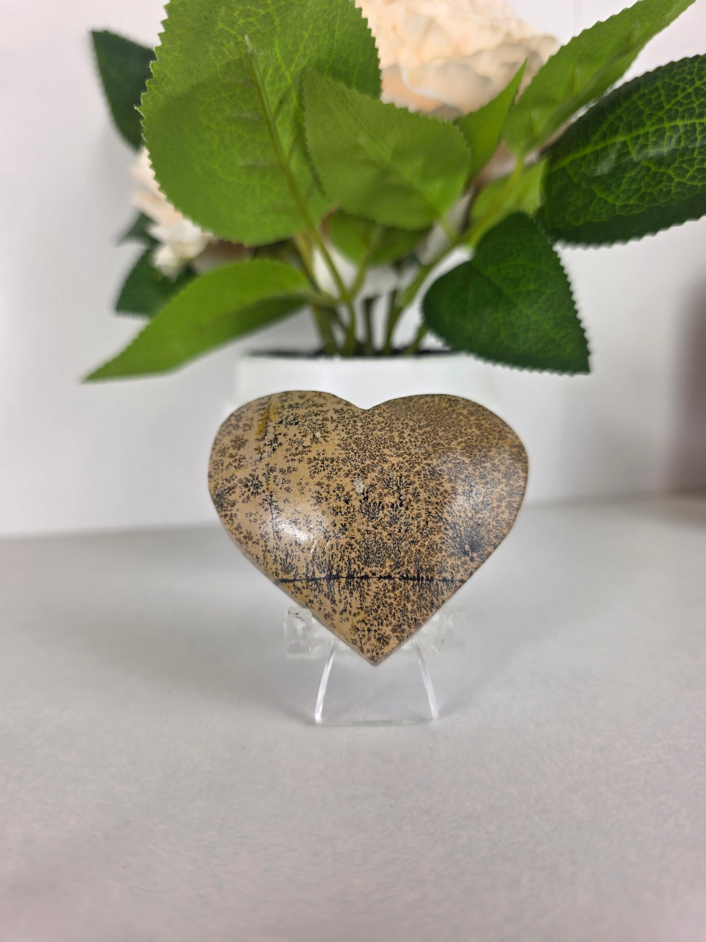 Picture Jasper heart carving