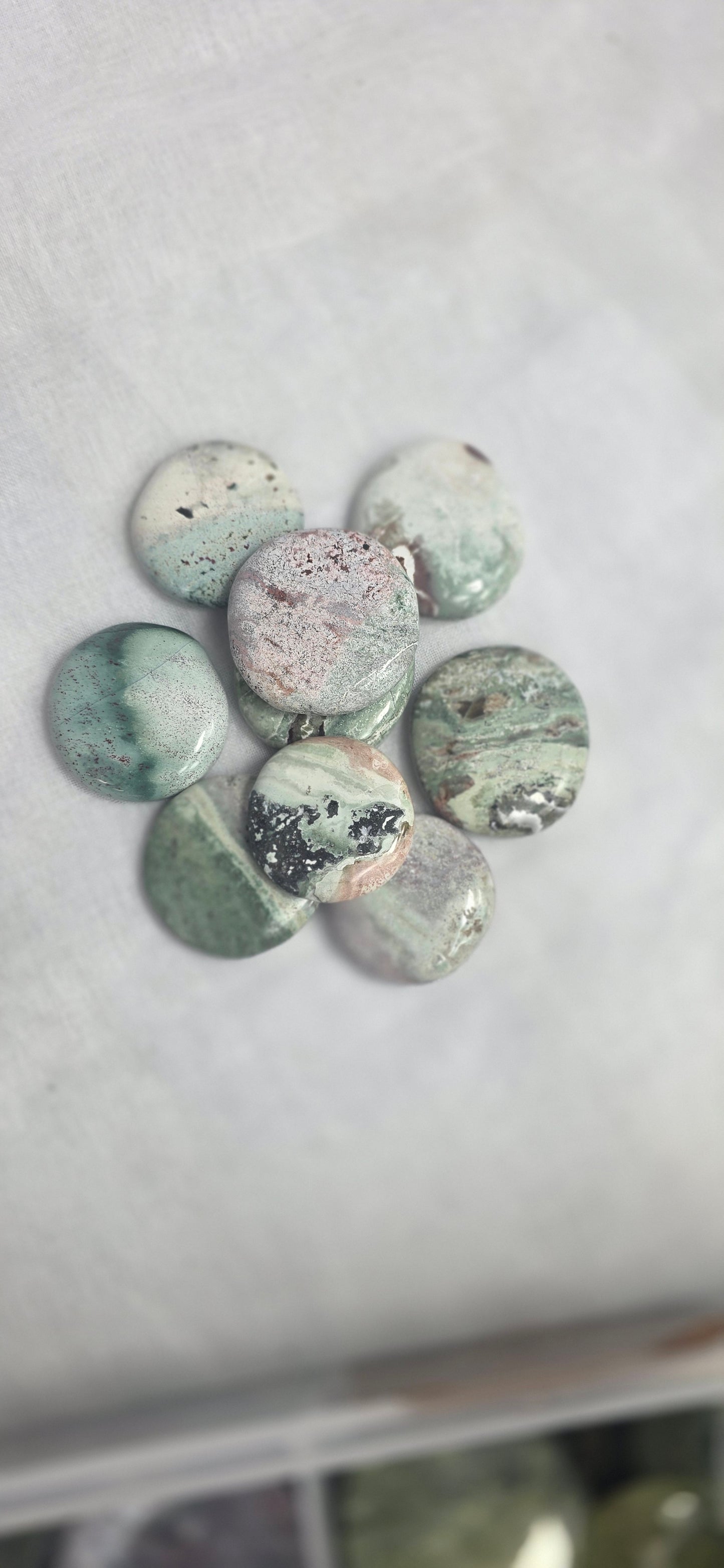 Flatstone unicorn stone (pastel colours)