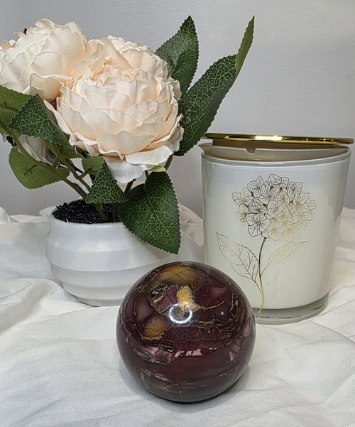 Mookaite sphere 292g