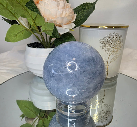 Blue calcite sphere