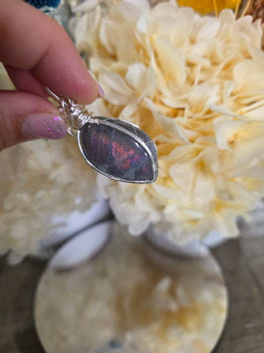 Labradorite Pendant