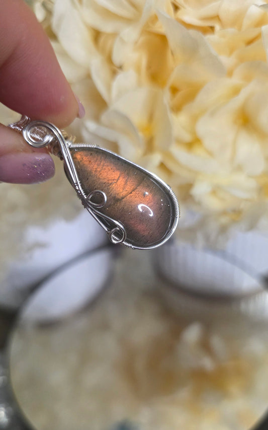 Labradorite Pendant