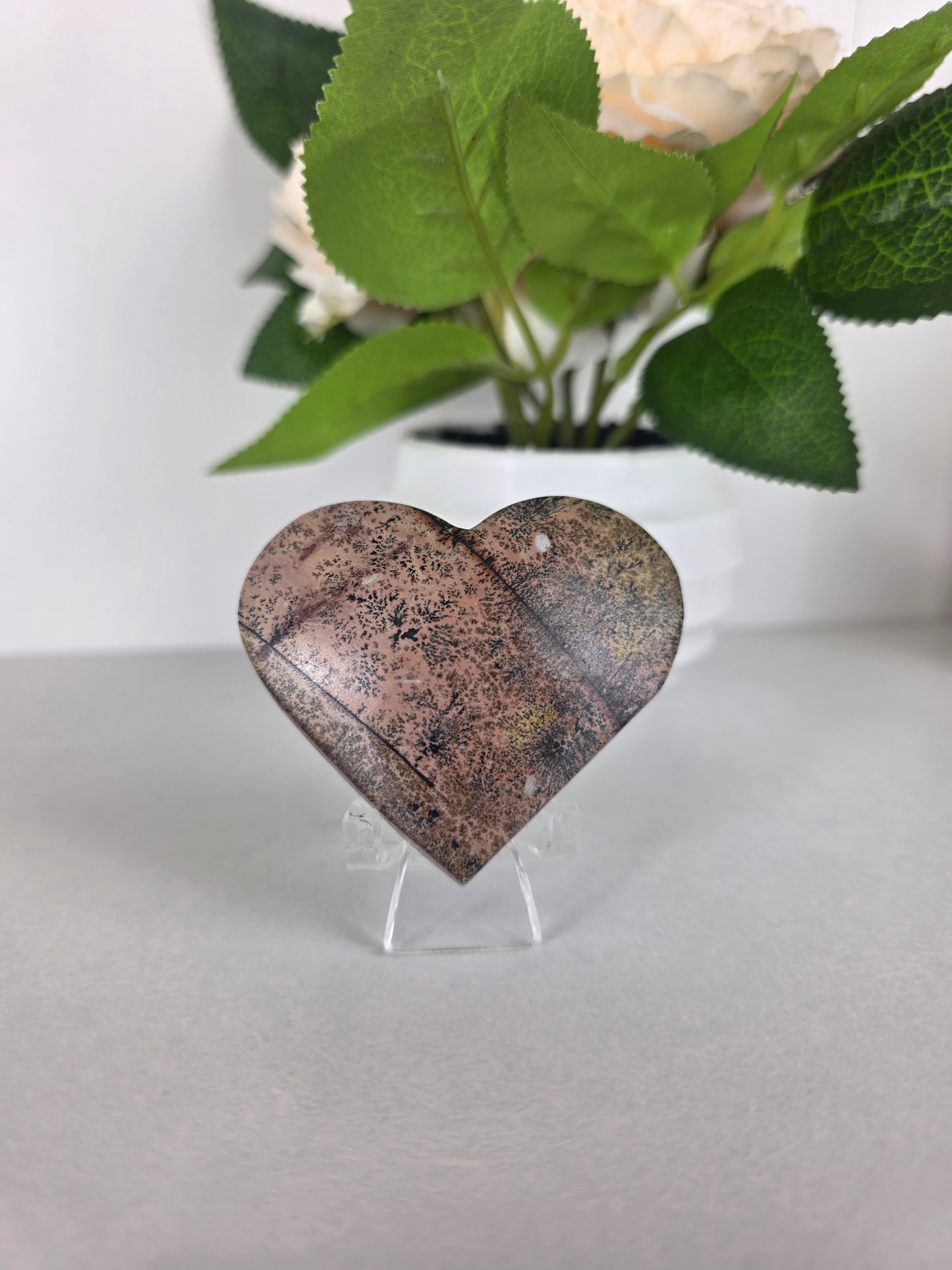 Picture Jasper heart carving
