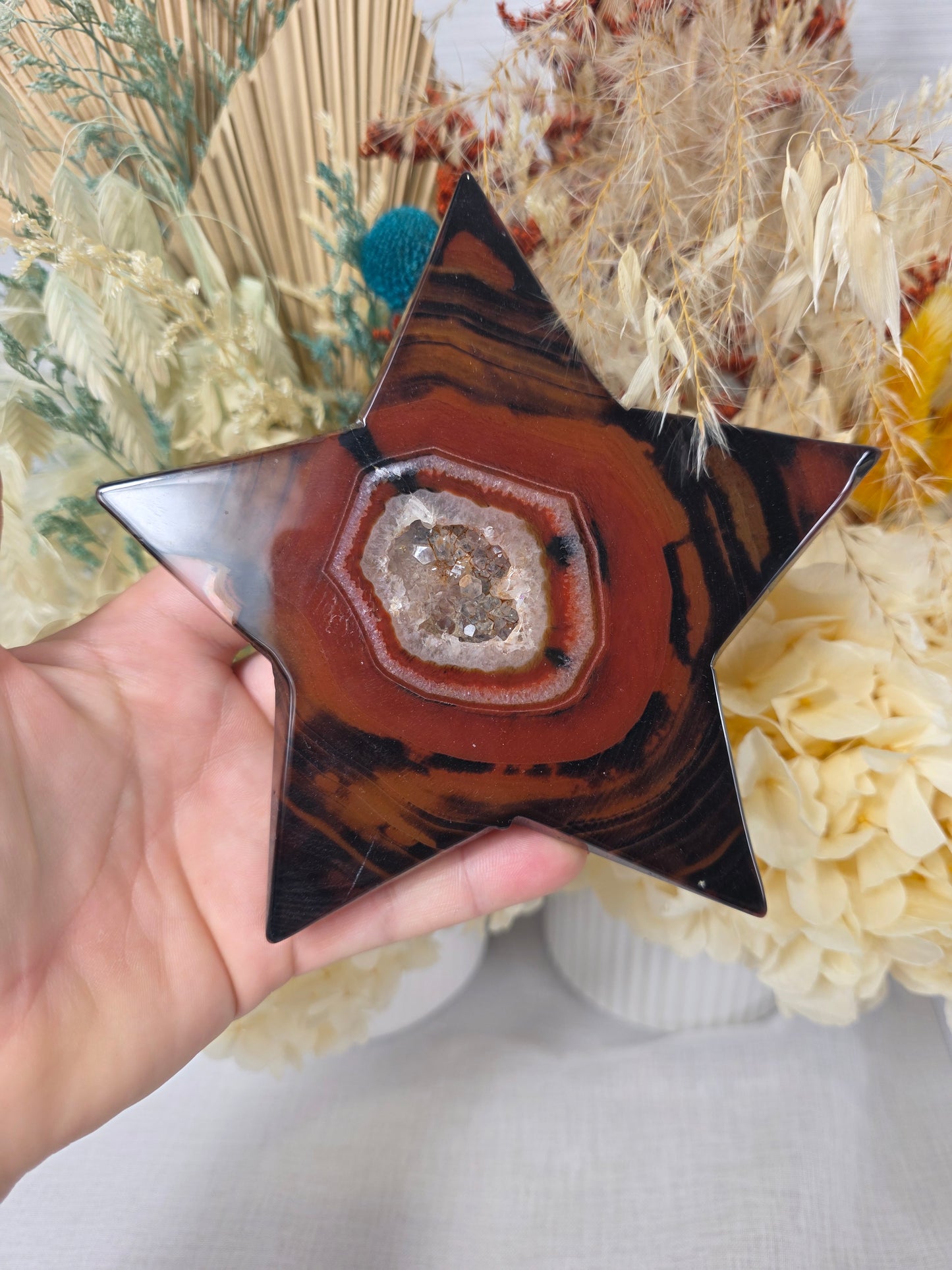 sardonyx agate druzy star carving