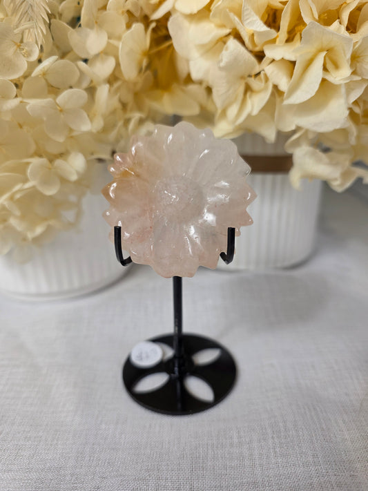 Fire Quartz daisy carving