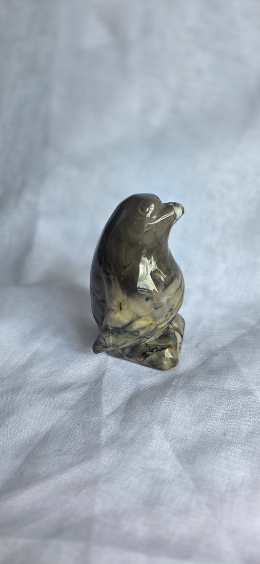 Volcano agate penguin
