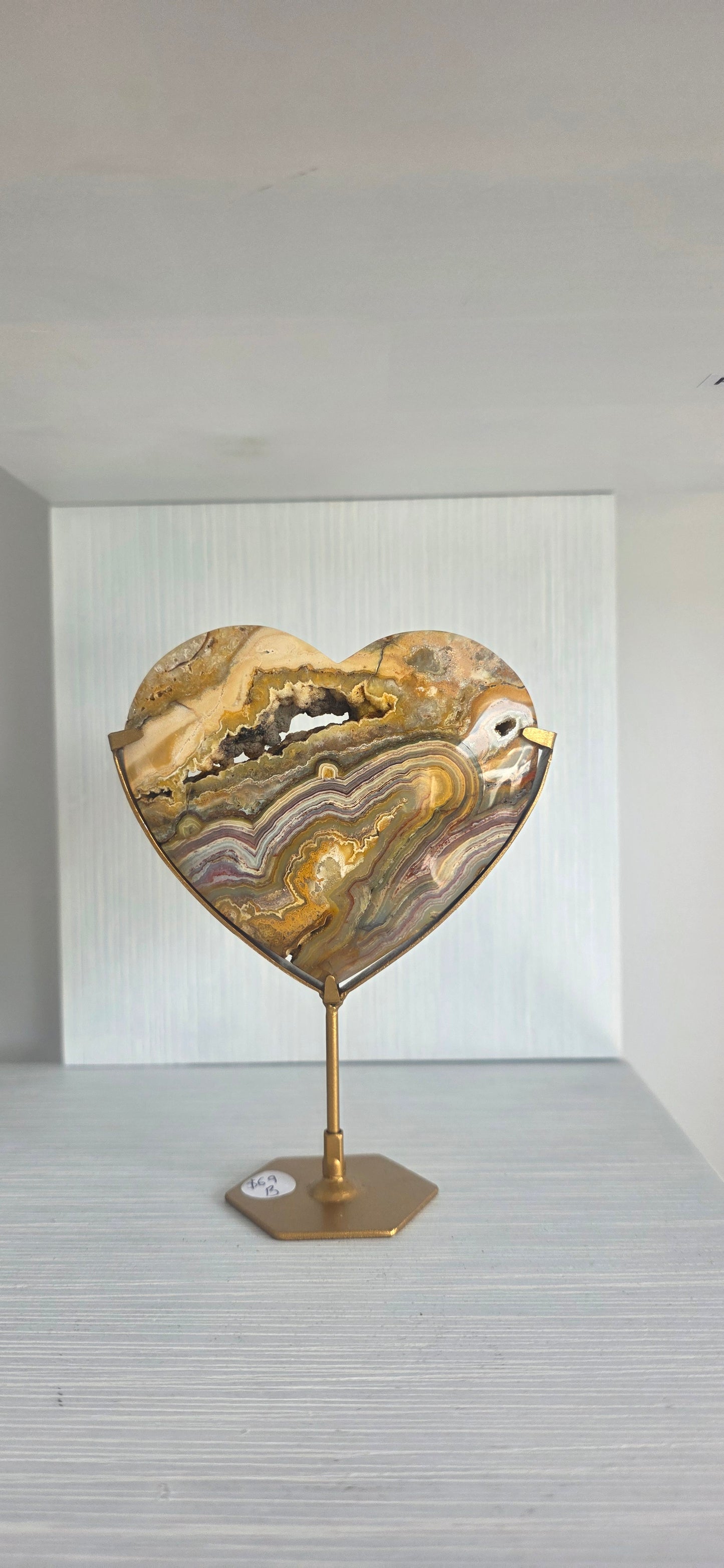 Yellow Lace Agate Heart on stand (b)