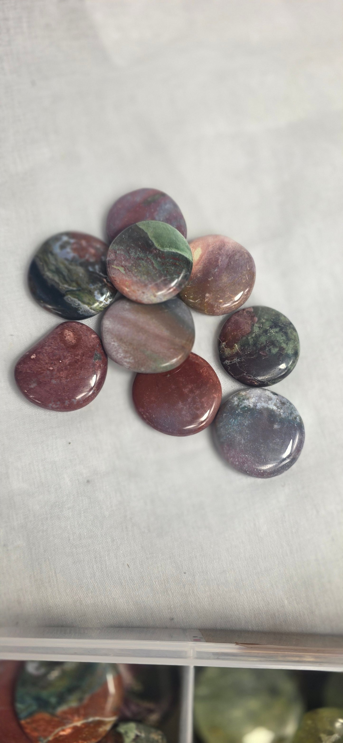 Flatstones unicorn stone (dark colours)